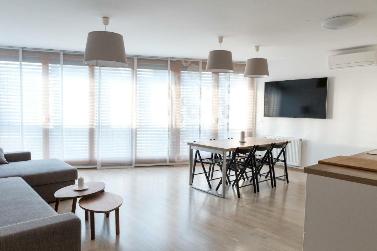 קרנייסקה גורה Auredius Deluxe Apartment מראה חיצוני תמונה